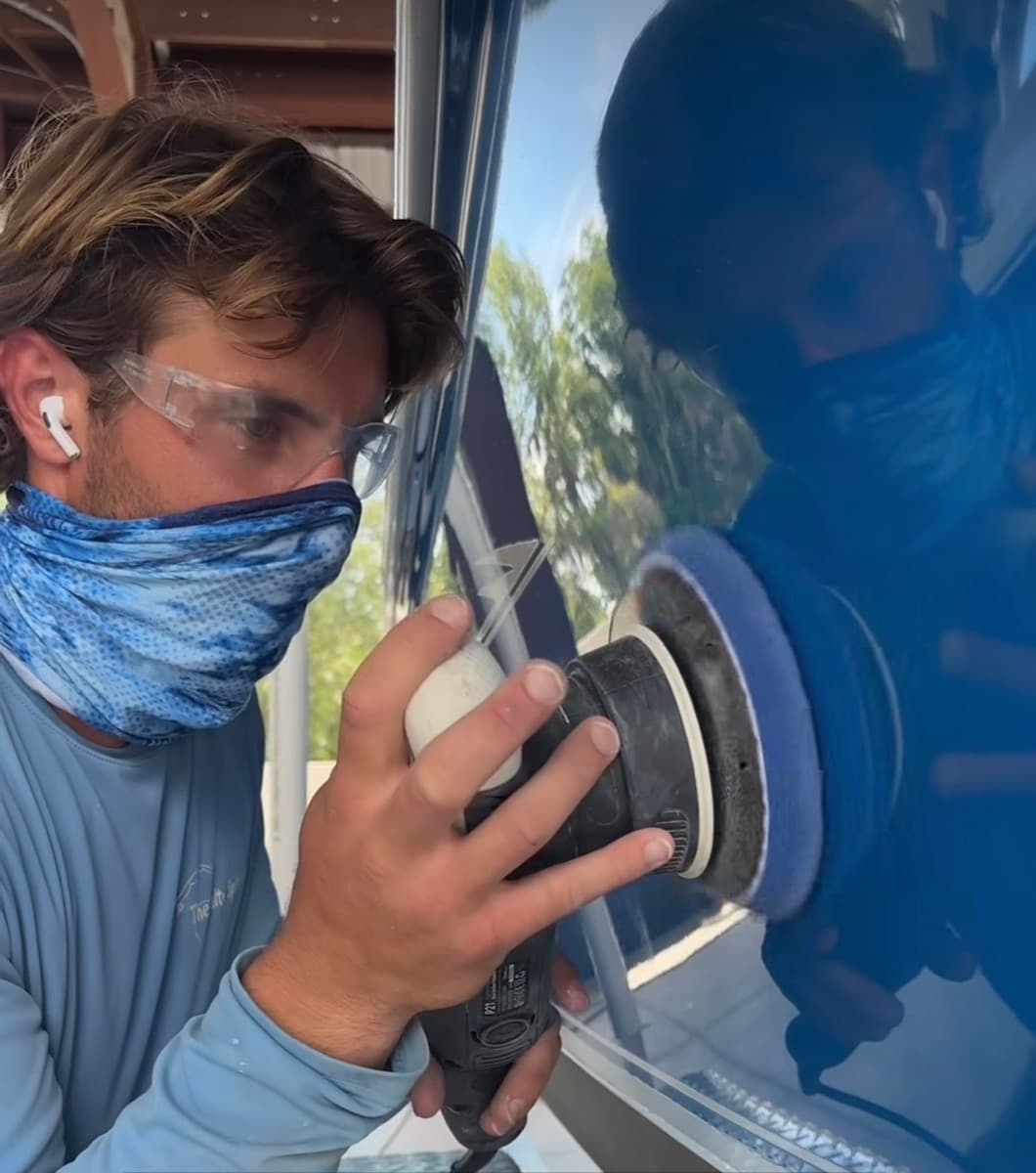 Robert Metz detailing a boat