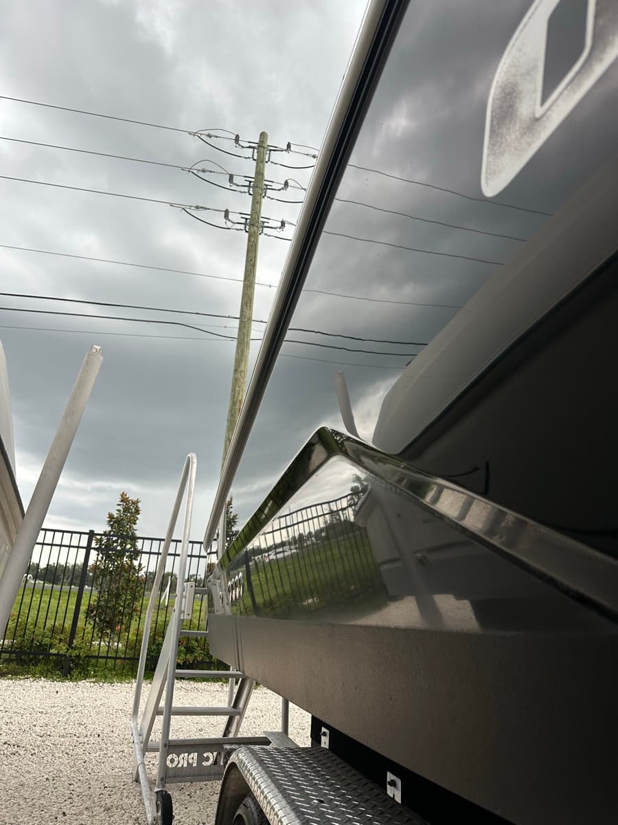 Hull Rail Detail
